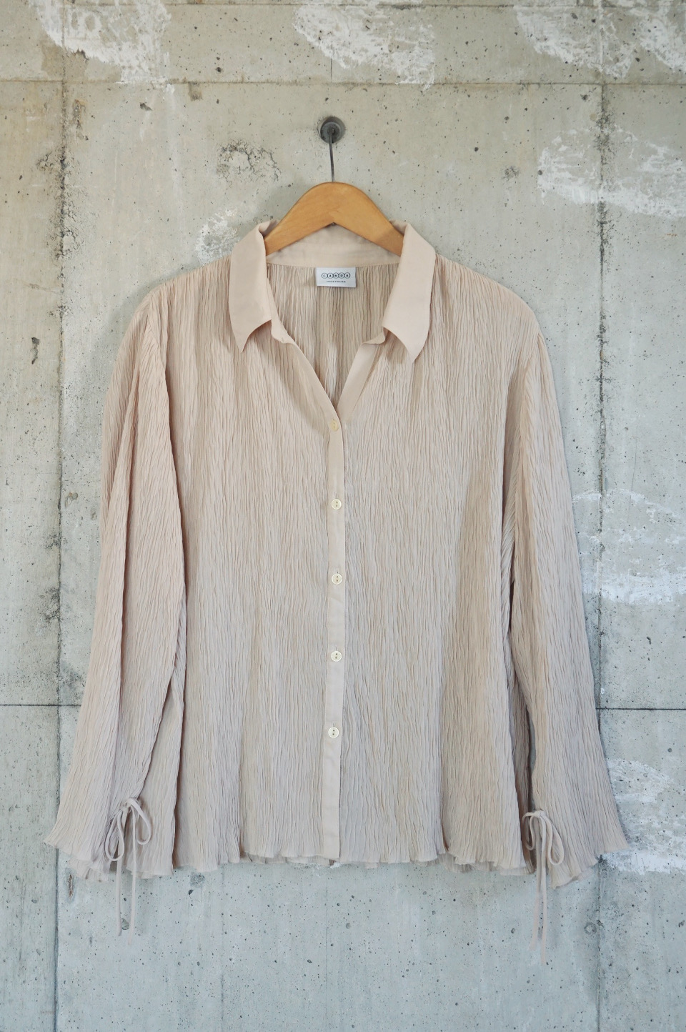 Crinkled Sheer Shirt/Pale Beige
