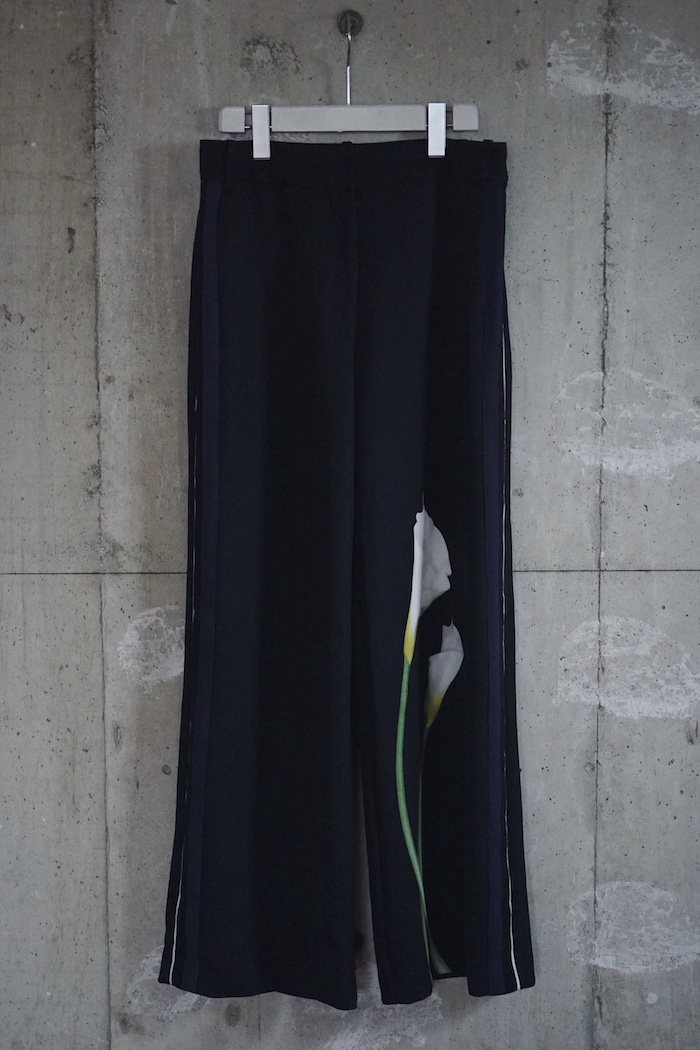 Calla lily printed line pants / Black