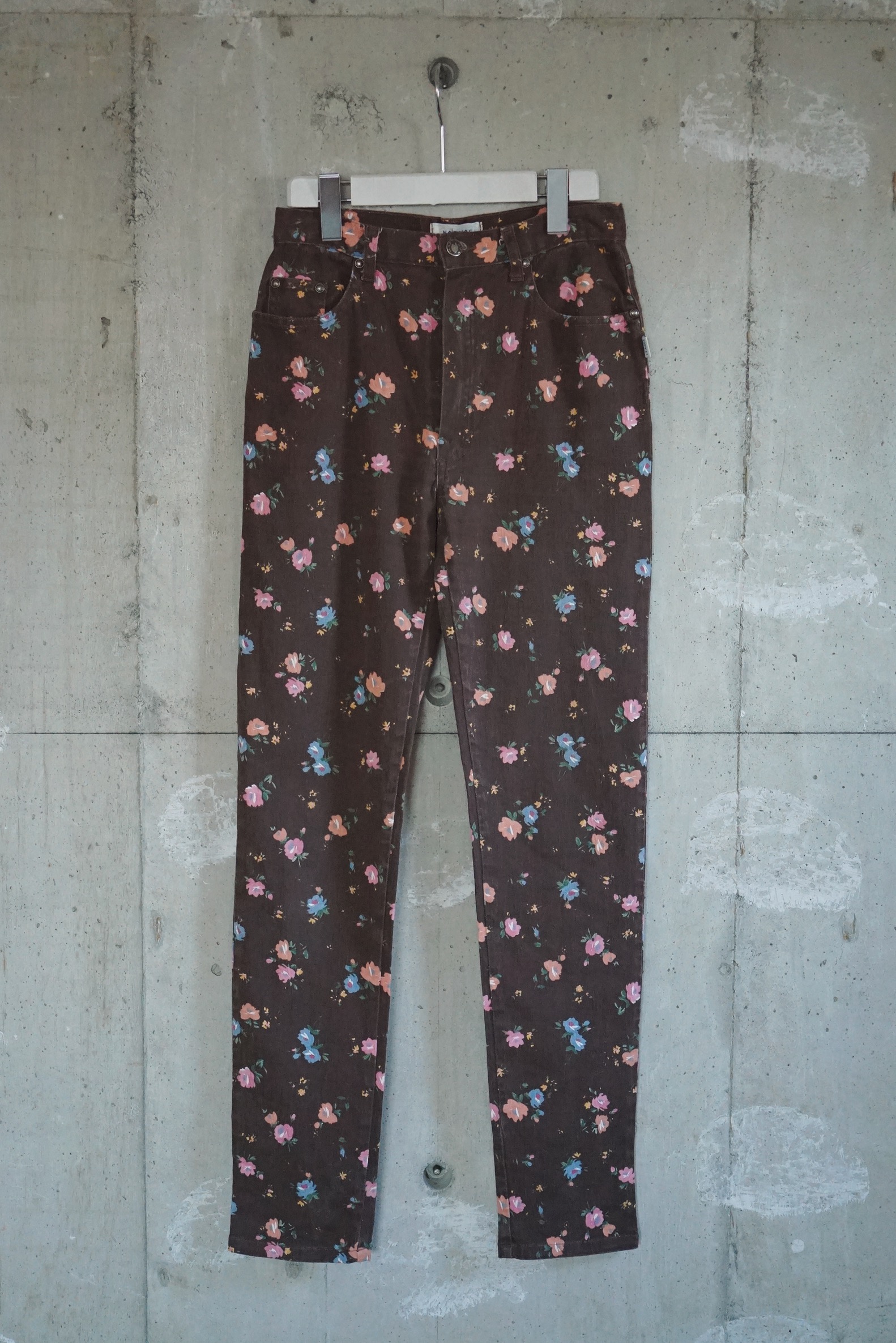 Flower printed denim pants / Brown