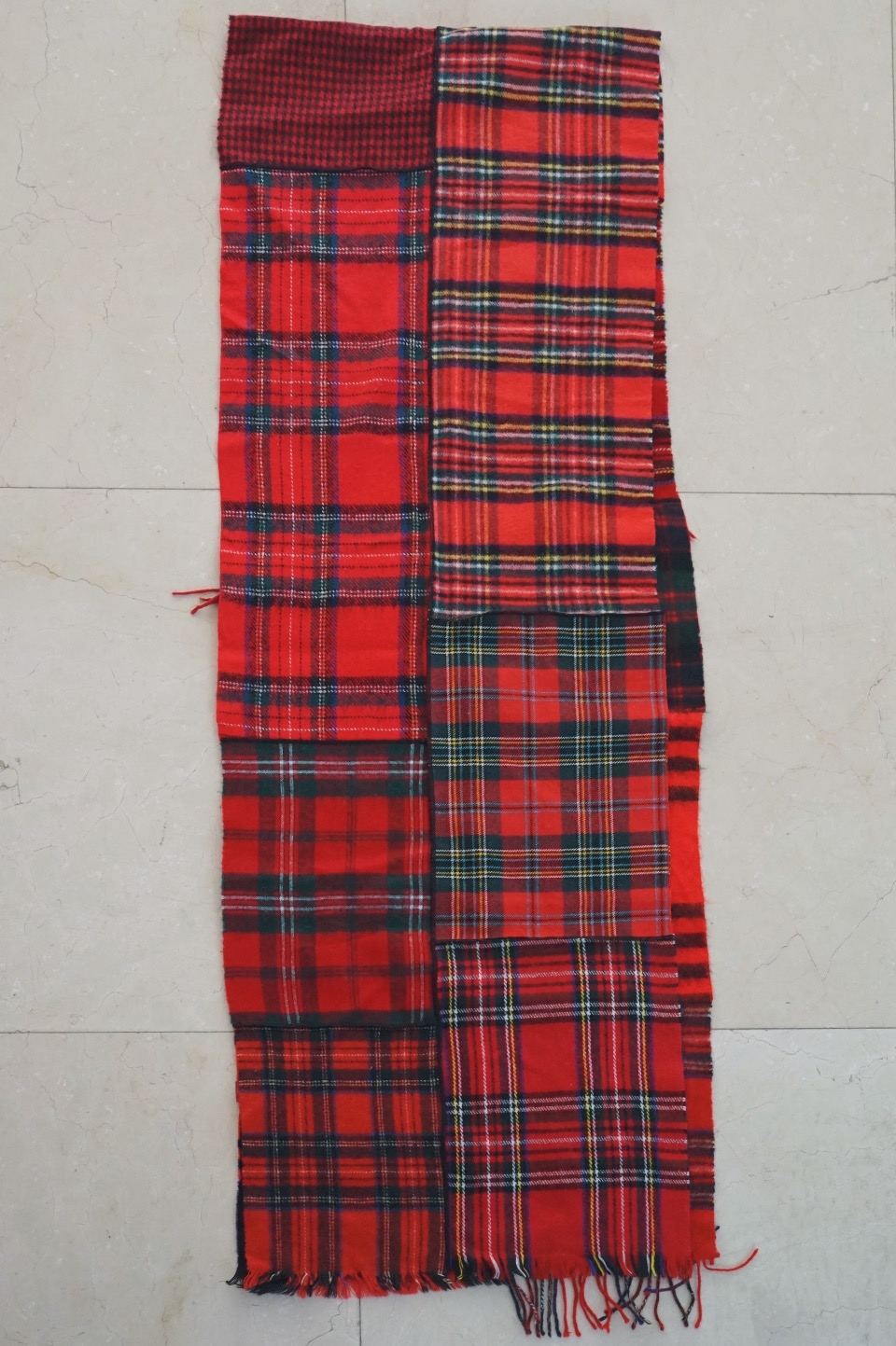 DEPT CRAZY CHECK LONG SCARF / L21 Red tone / DEPT Online Store