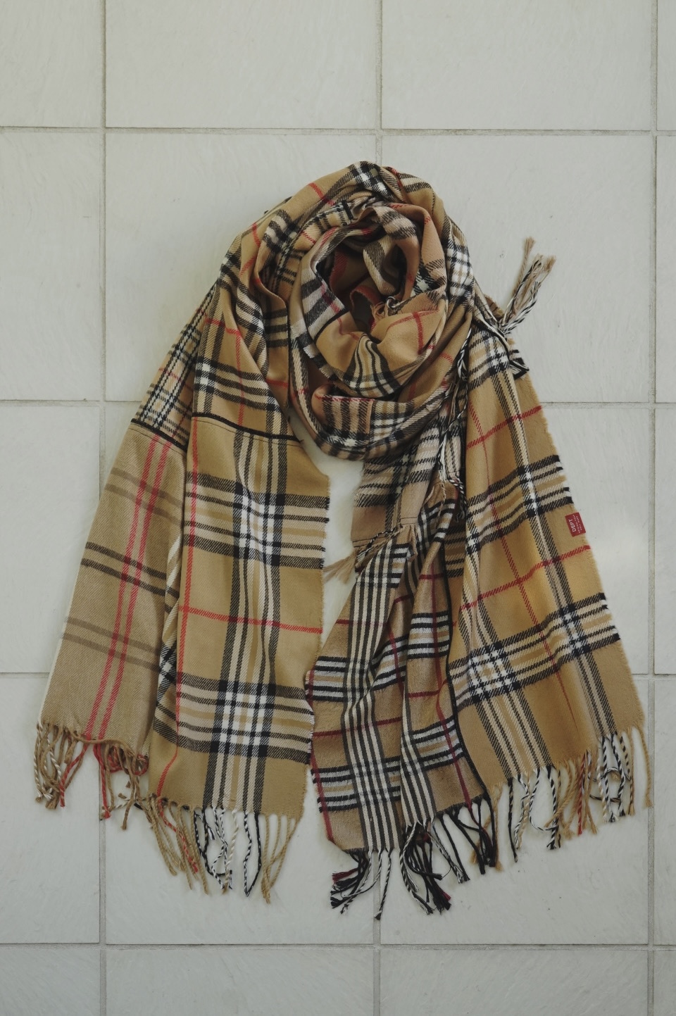 DEPT CRAZY CHECK LONG SCARF / 502 Beige tone